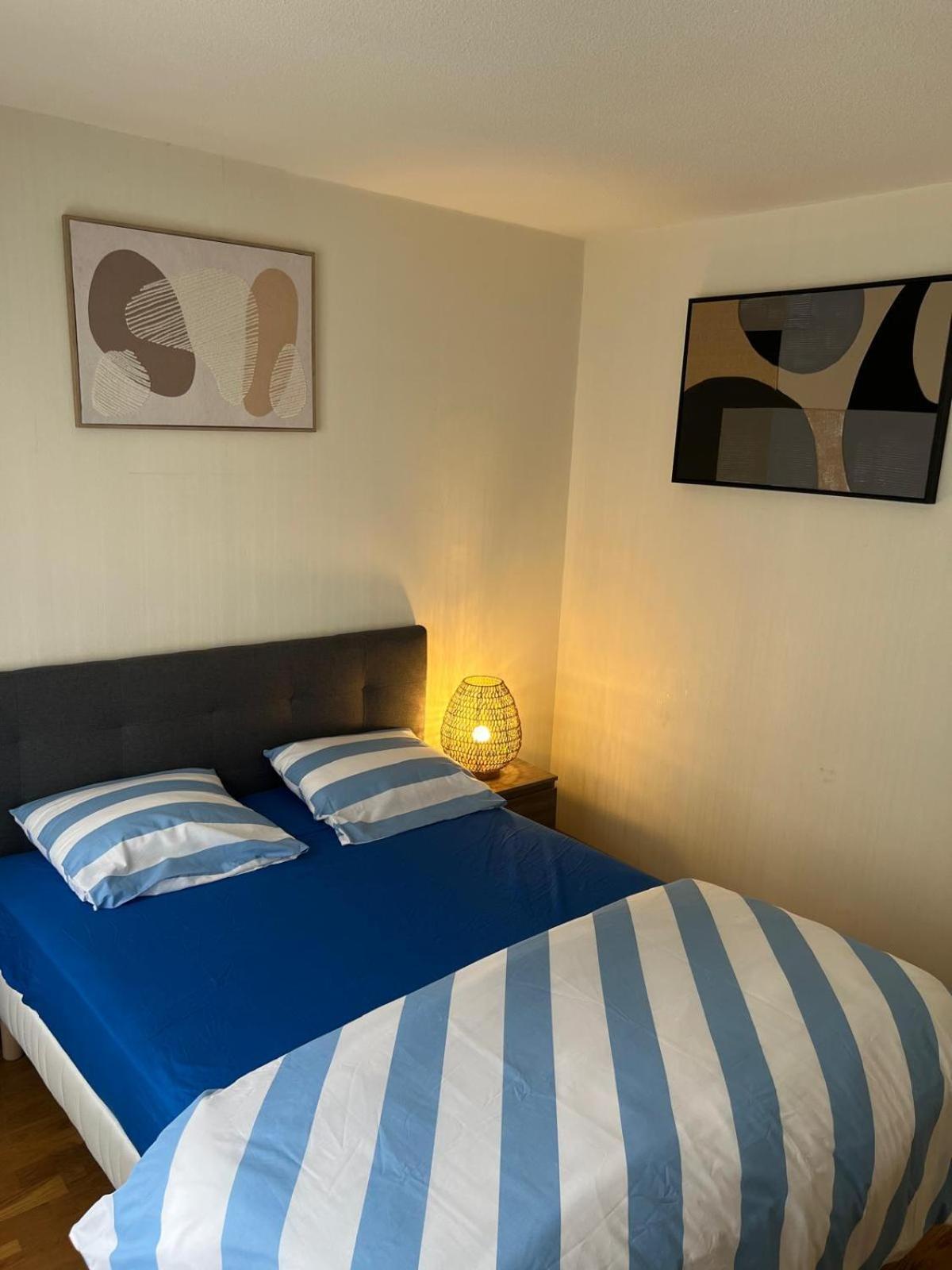 Champion Suites ซาร์คเซลส์ ภายนอก รูปภาพ
